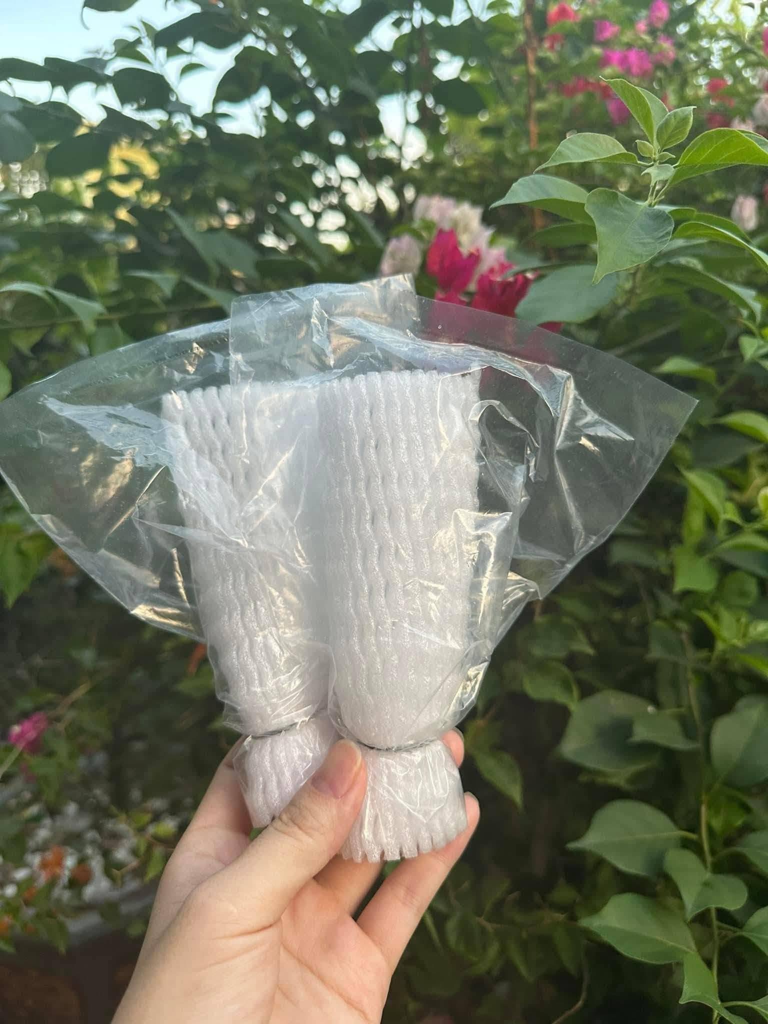 Xốp bọc ổi lồng sẵn trọn bộ Xốp bọc ổi lồng sẵn trọn bộ